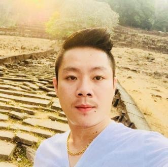 ໂຈນາ ຂຸນສົມບັດ